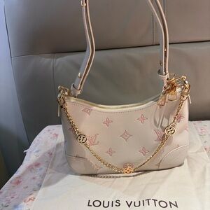 Louis Vuitton Cream and Pink Shoulder Bag